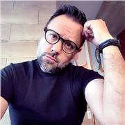 Maestro de italiano sin experiencia docente pero con experiencia de ayudar a personas hispano/anglo parlantes a saber italiano